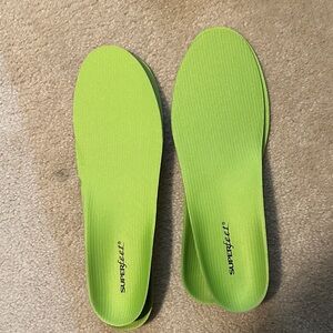 Two pair super feet in soles size G men's 13.5 to 15